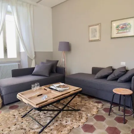 Testaccio - Volta 45 2+2 * روما